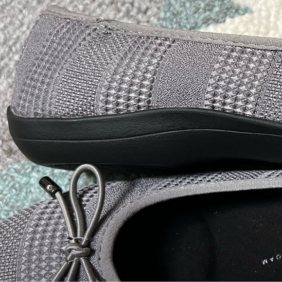 Soft Style by Hush Puppies Grey Flats  7 M - Picture 11 of 13